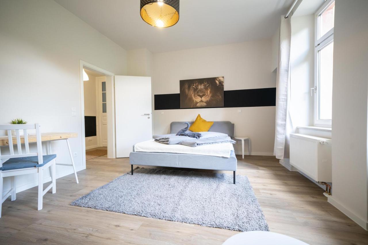 Fullhouse - Zwickau - L96 - Smarttv - Nespresso - 2 Queensize Beds Exterior photo